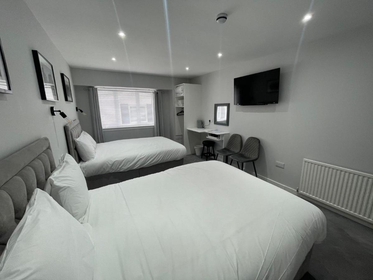 Airlie Arms Hotel Kirriemuir Luaran gambar